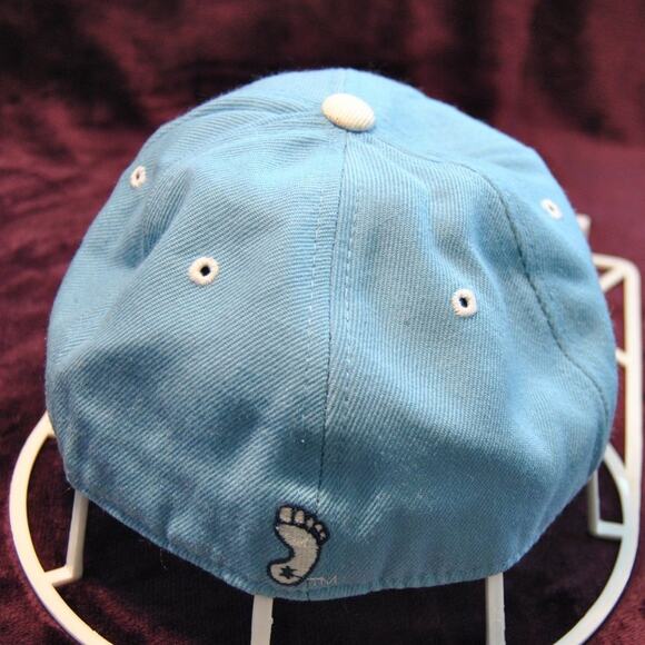 North Carolina Tar Heels  Blue & White Fitted Hat Size: 7 1/8 - Picture 6 of 10